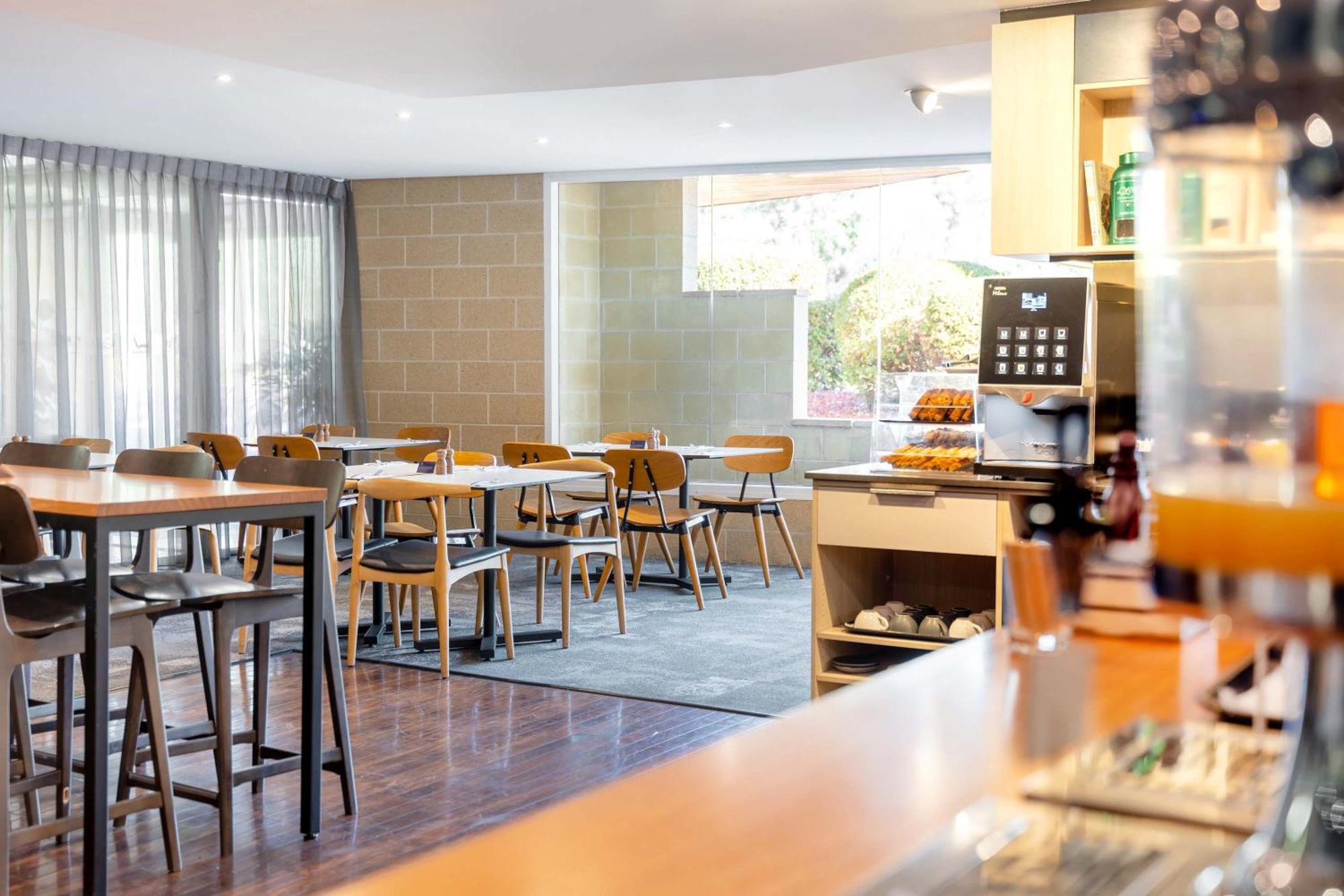 Mantra On Northbourne Aparthotel Canberra Buitenkant foto