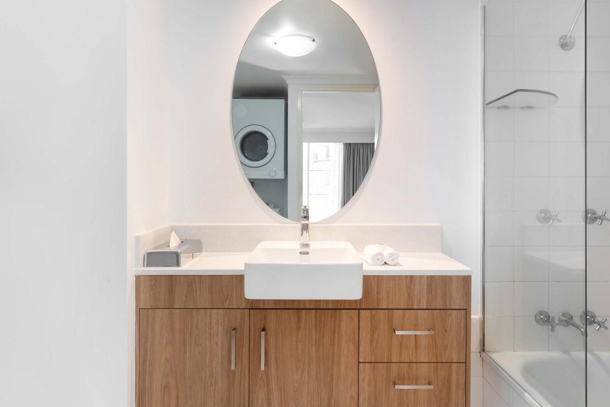 Mantra On Northbourne Aparthotel Canberra Buitenkant foto